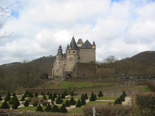 Schloss Bürresheim.jpg - Schloss Bürresheim